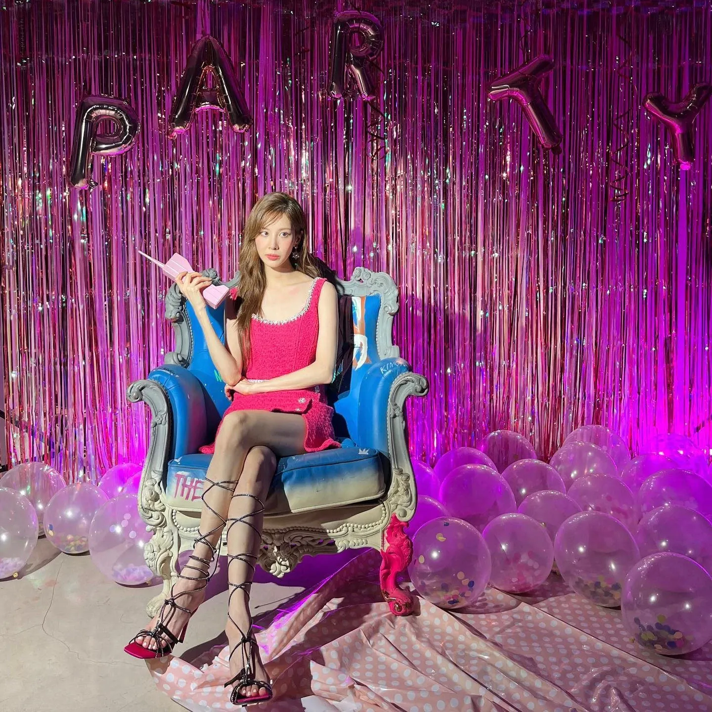 Behind-the-scenes cut of Seohyun (Girls' Generation)