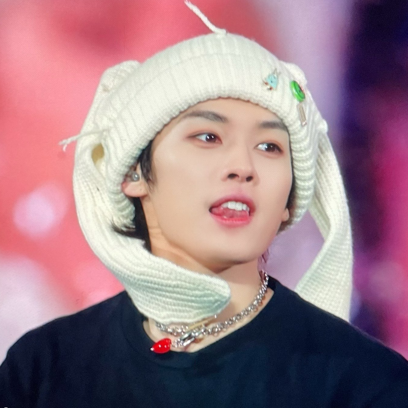 Behind-the-scenes cut of Lee Know (Stray Kids)