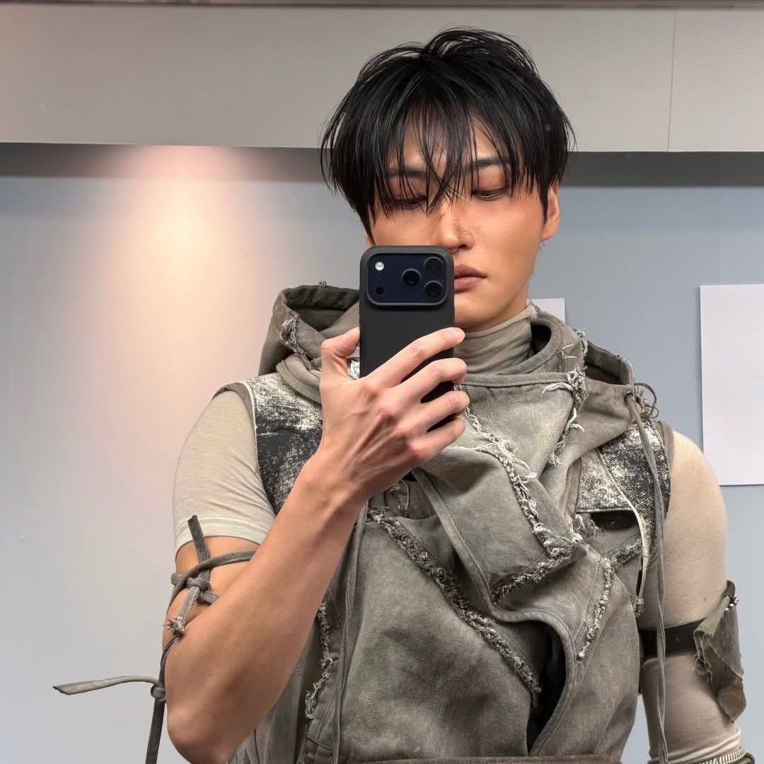 パク・ソンファ (ATEEZ)の舞台裏ショット