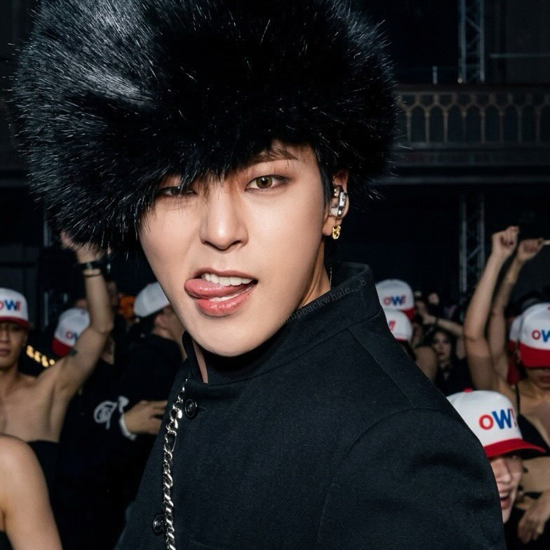 Latest photo of G-DRAGON (BIGBANG)