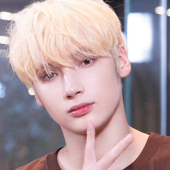 A moment captured by HueningKai (TOMORROW X TOGETHER)'s fan