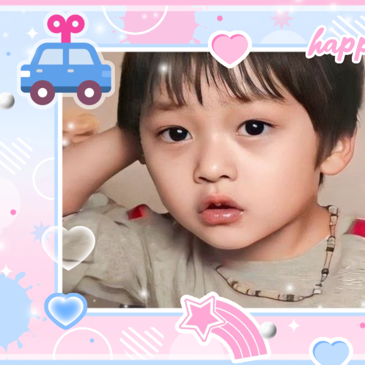 Latest photo of Lee Know (Stray Kids)