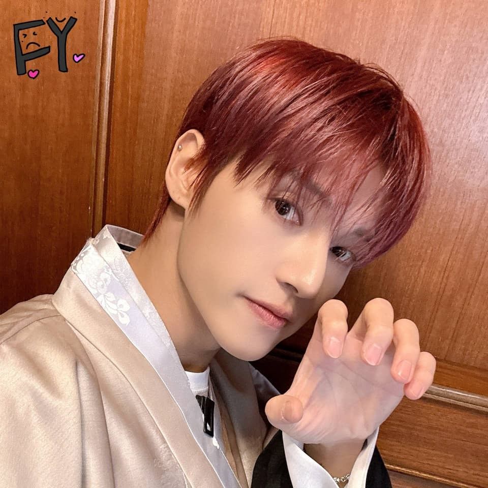 에이티즈의 비하인드 컷