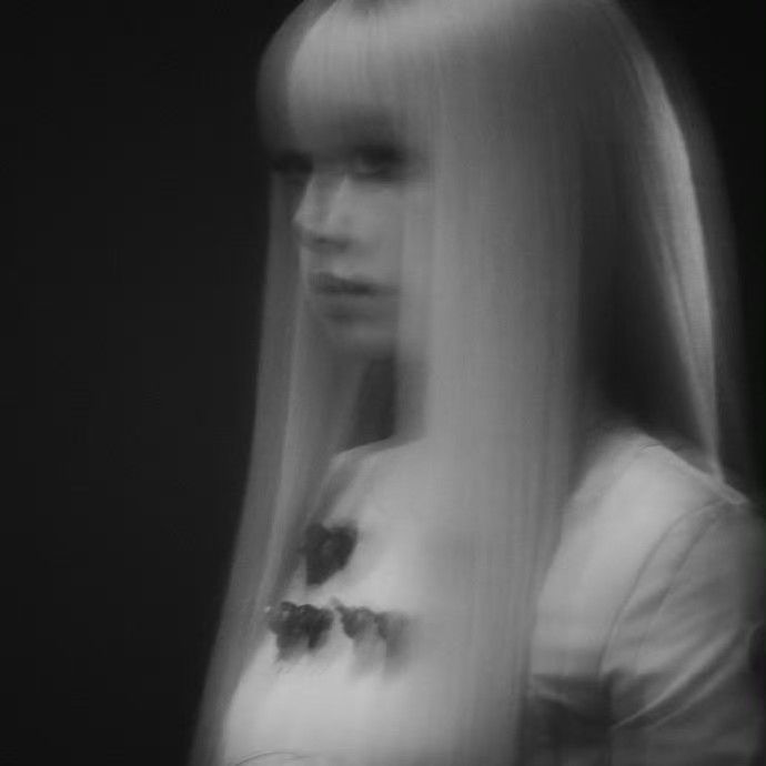 Momen yang diabadikan oleh penggemar Lisa (BLACKPINK)