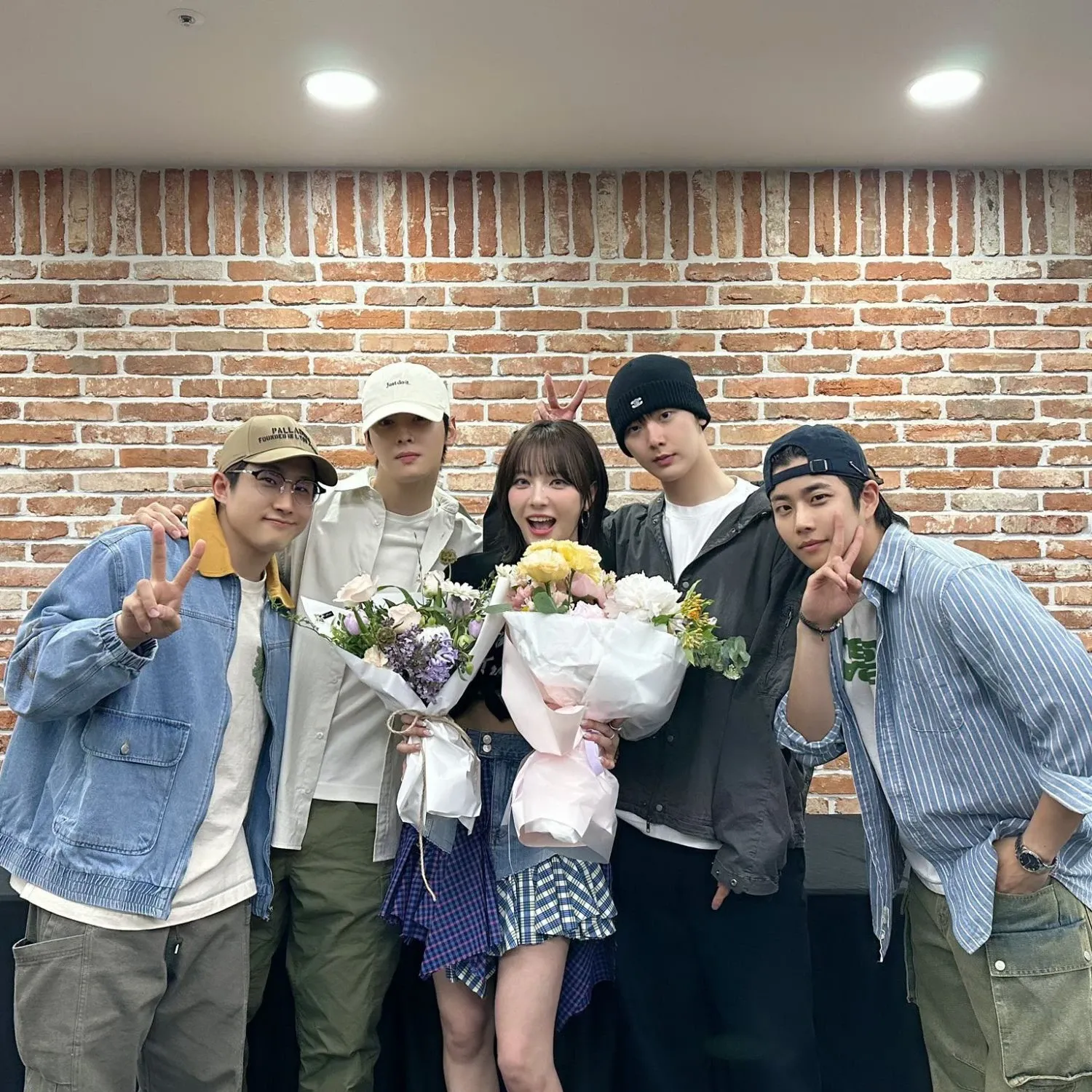 Foto aktivitas terbaru ASTRO