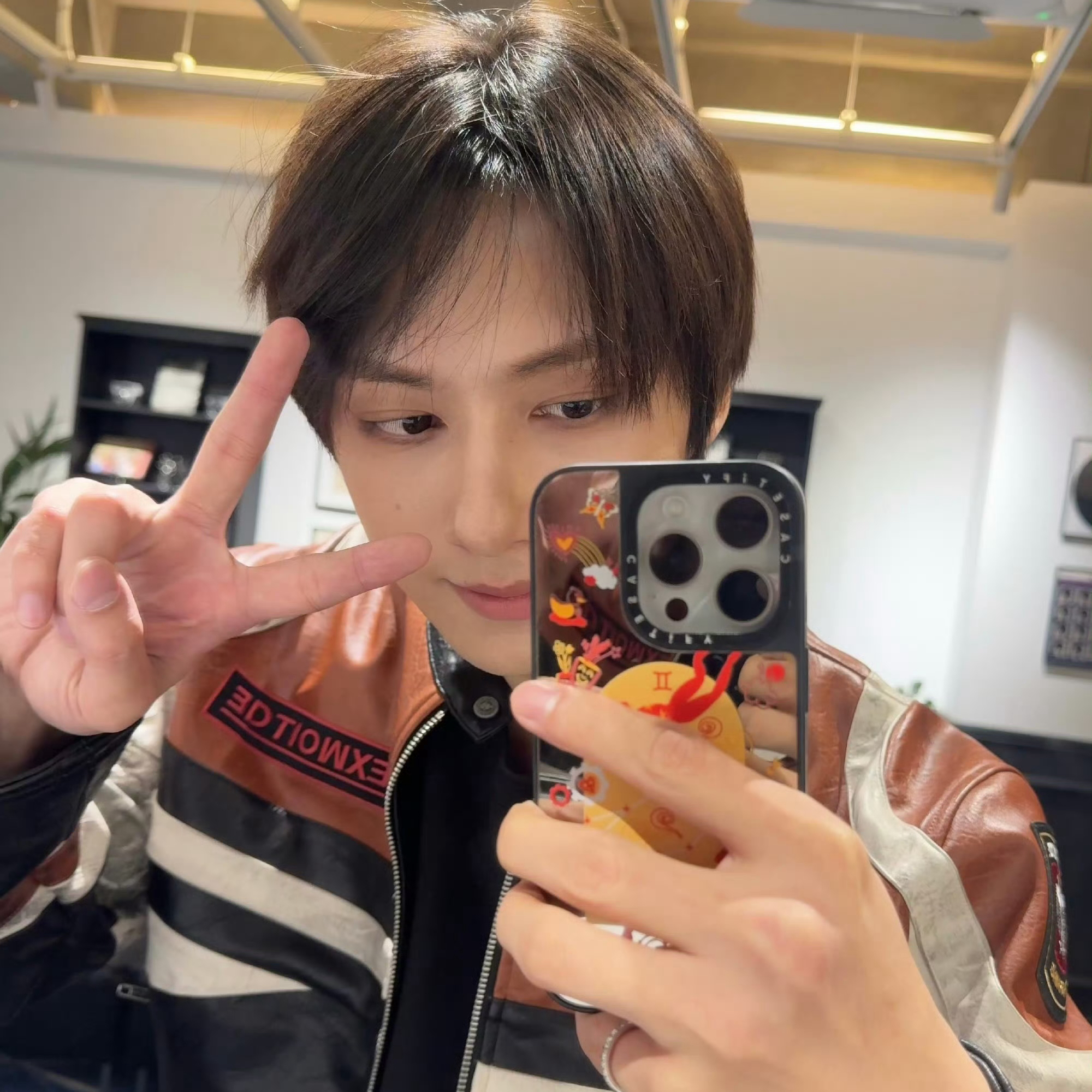 Jun (SEVENTEEN)的最新照片