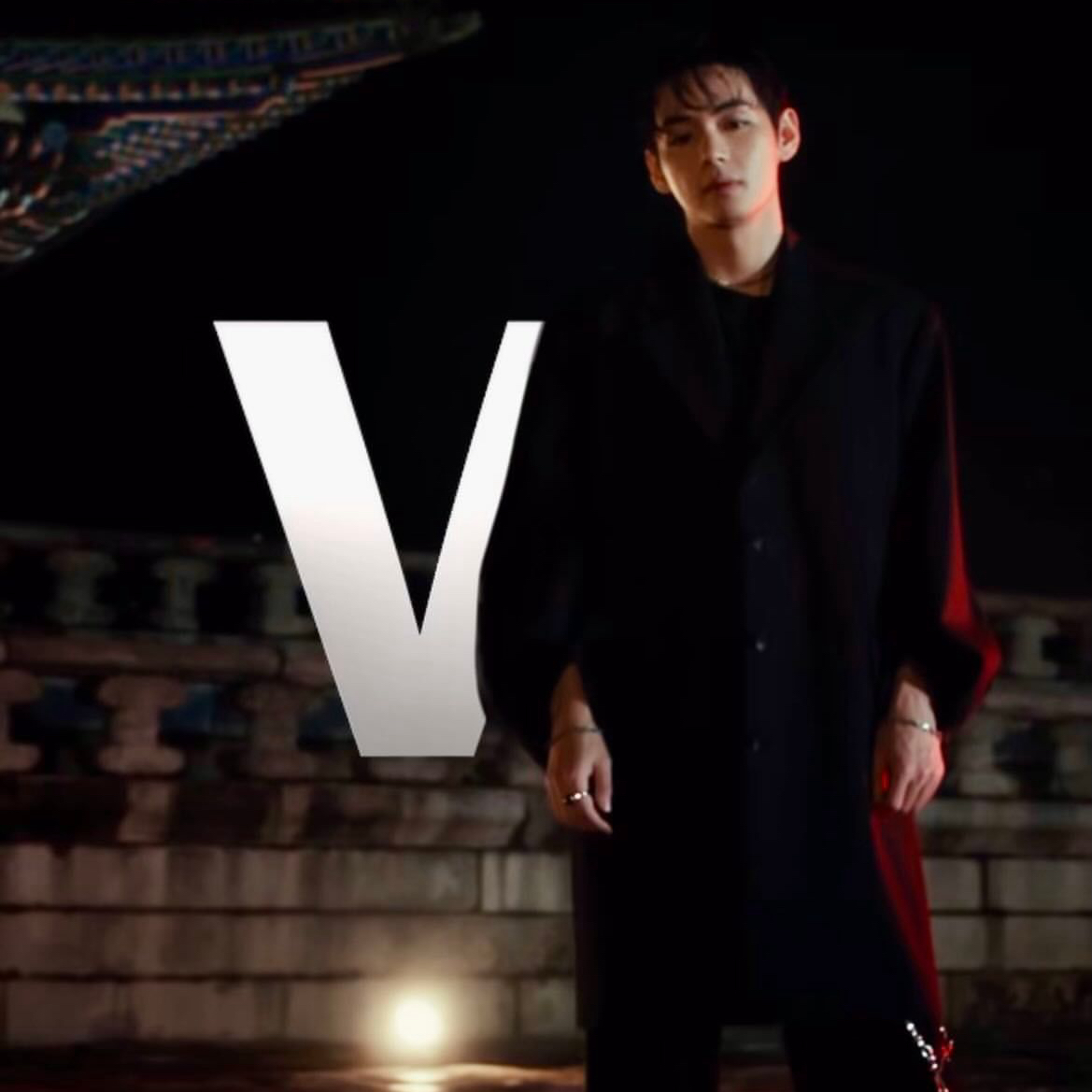 뷔 (방탄소년단)의 비하인드 컷