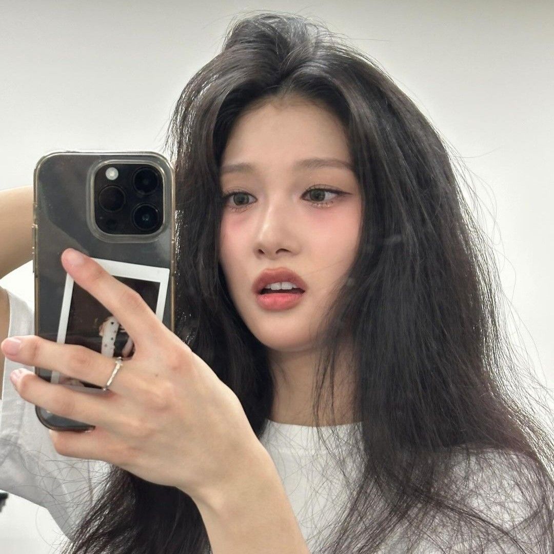 Latest photo of Lee Seoyeon