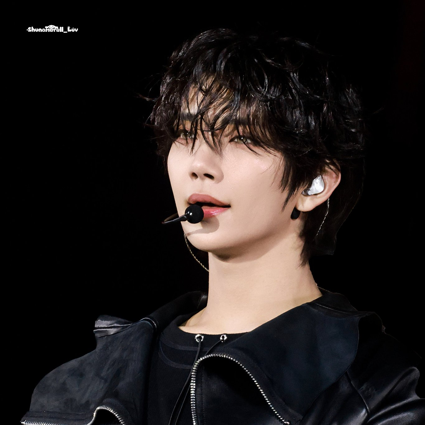 Recent activity shot of Joshua (SEVENTEEN)