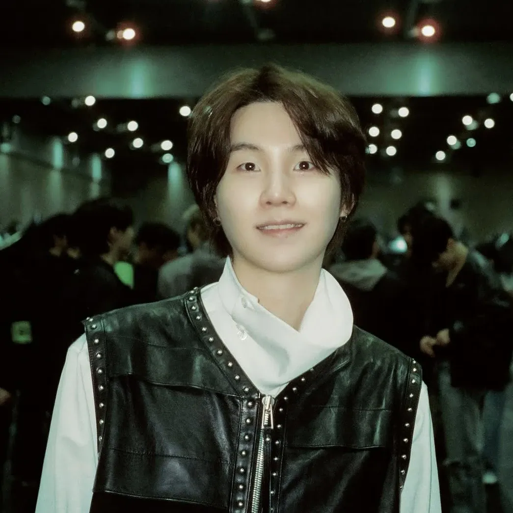 Foto terbaru SUGA (BTS)