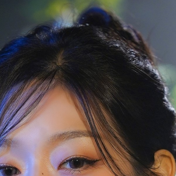 Behind-the-scenes cut of Jeong Yein (Lovelyz)