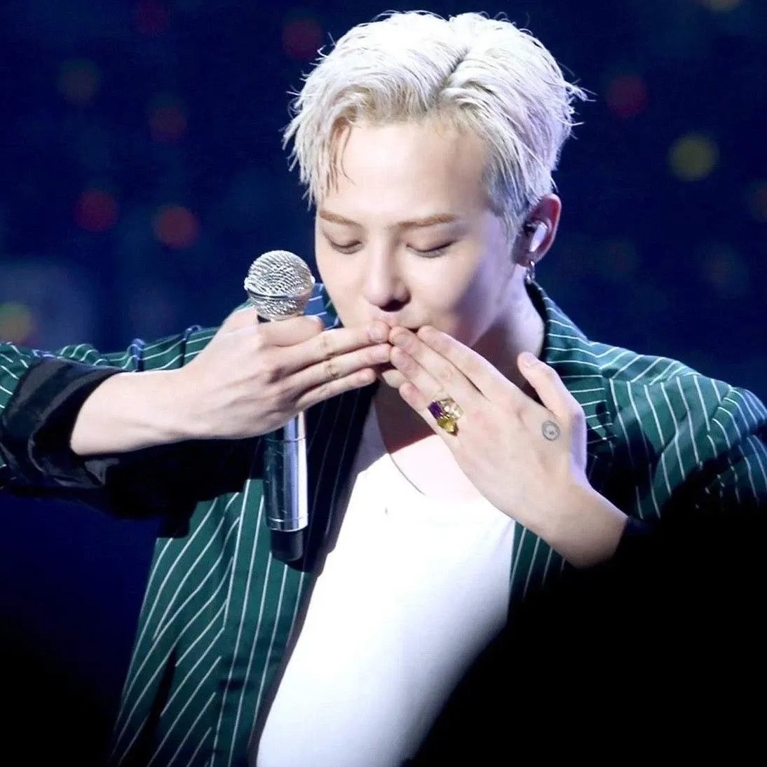 G-DRAGON (BIGBANG)粉絲拍下的瞬間