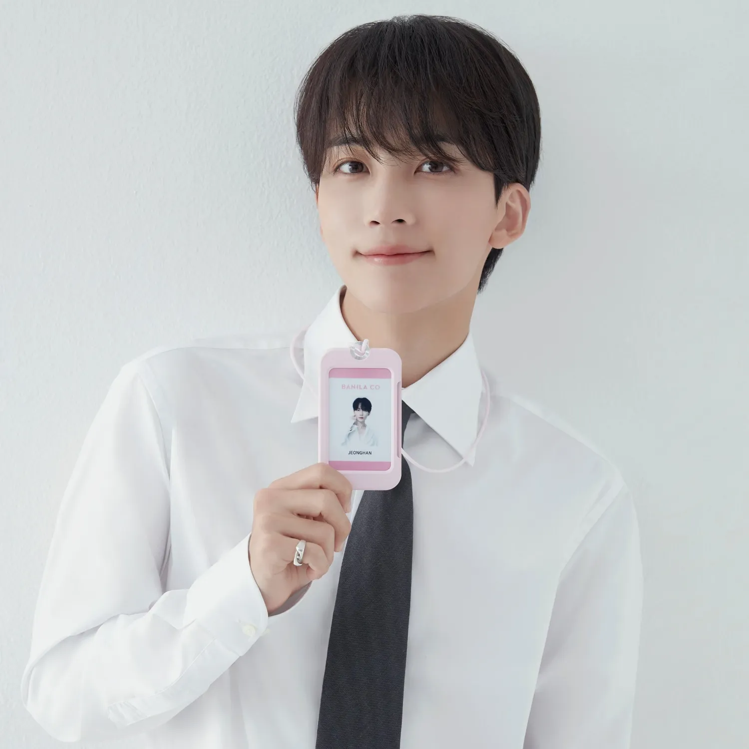 Latest photo of Jeonghan (SEVENTEEN)