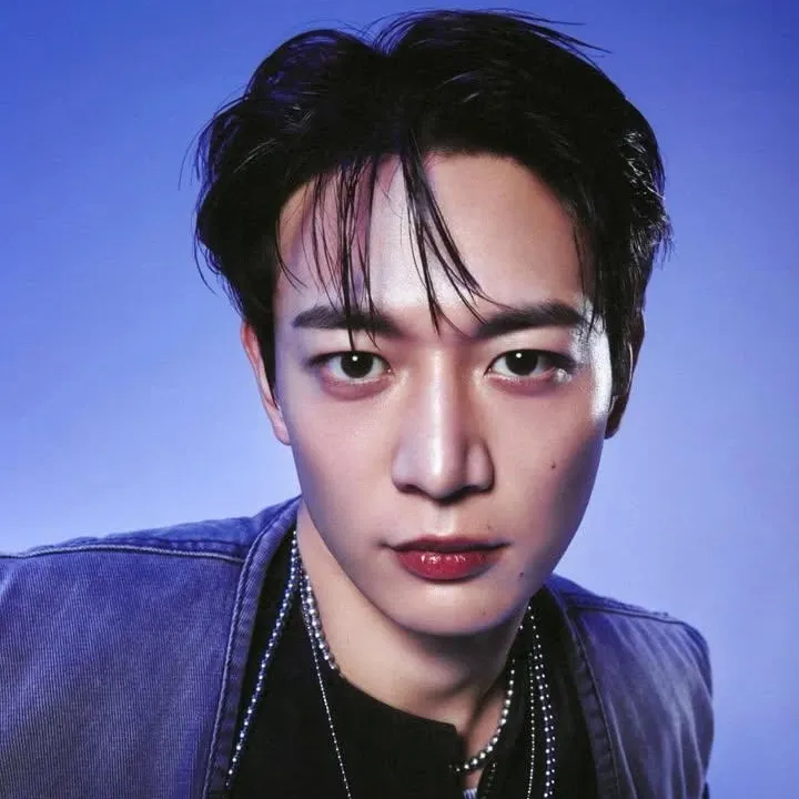 Latest photo of Minho (SHINee)