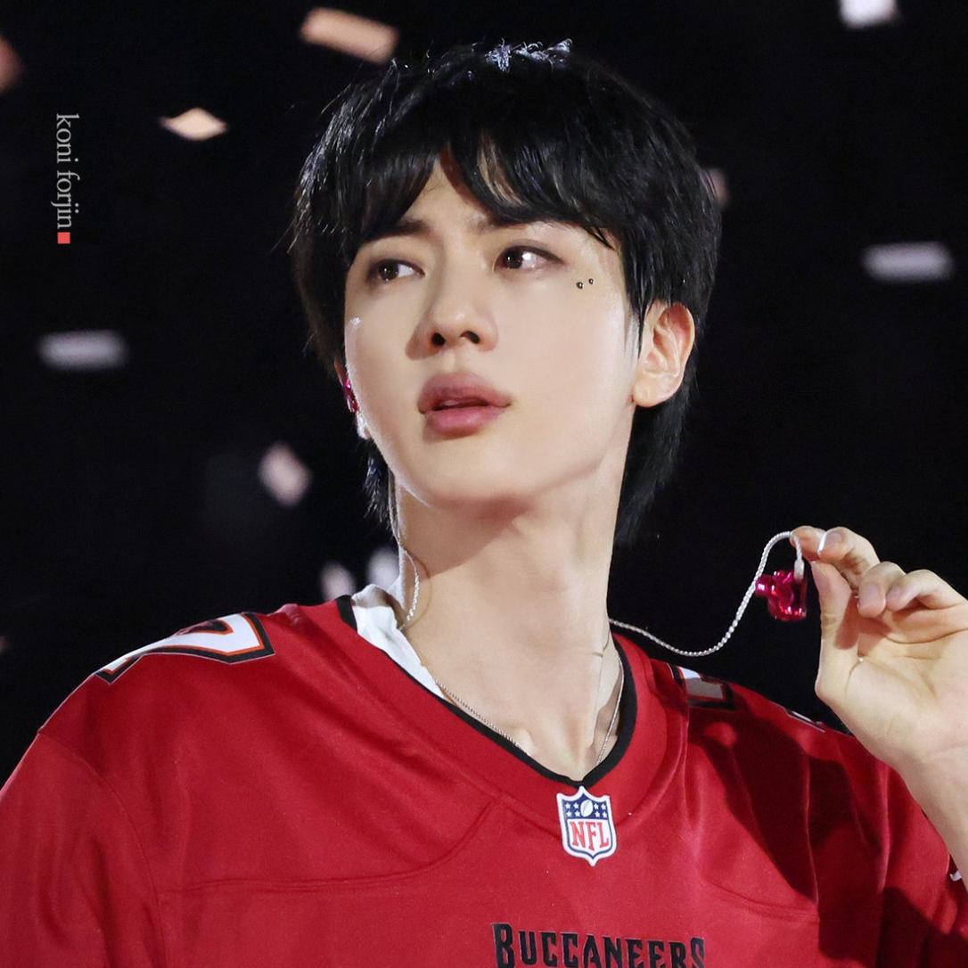 Potret di balik layar Jin (BTS)