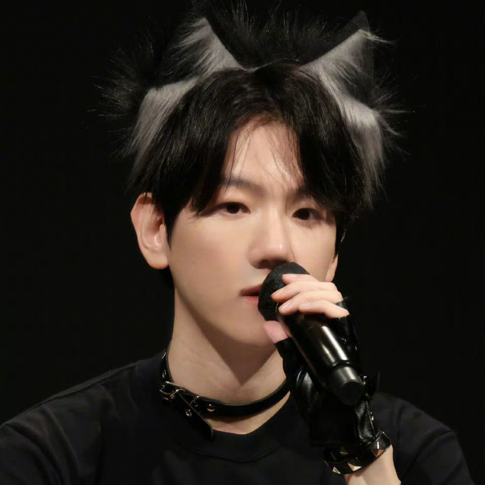 伯賢 (EXO)的最新活動照片