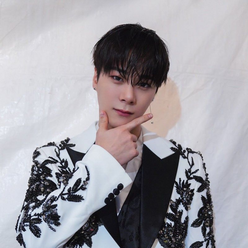 A moment captured by Moonbin (ASTRO)'s fan