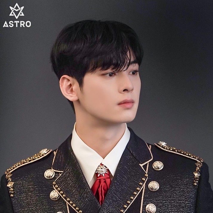 Latest photo of Eunwoo (ASTRO)