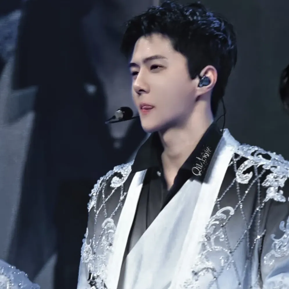세훈 (EXO)의 최신 사진