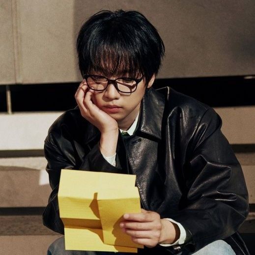 Recent activity shot of Jeong Sewoon