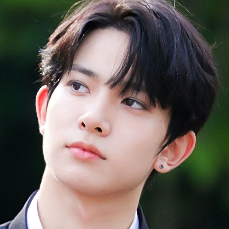 희승의 비하인드 컷