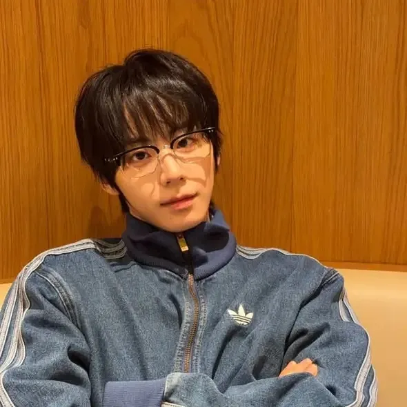 A moment captured by AHOF's fan