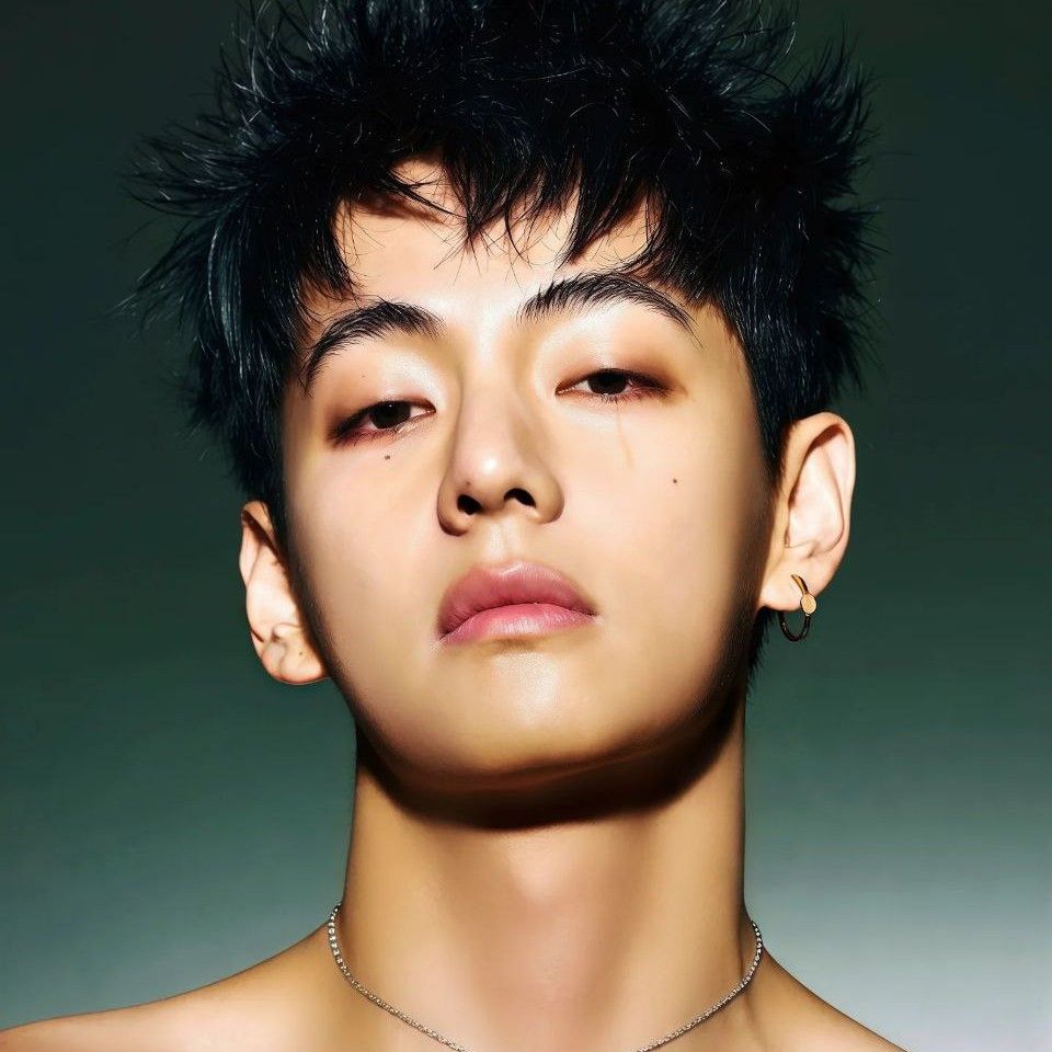 V (防弹少年团)的最新照片