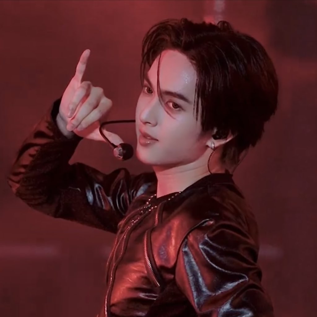 Latest photo of Copper (BUS)