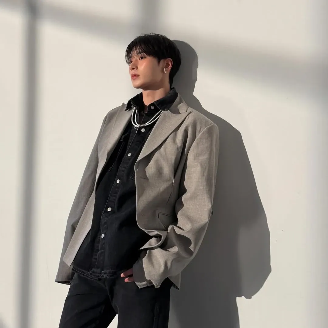 Behind-the-scenes cut of Kim Junseo (ALPHA DRIVE ONE)