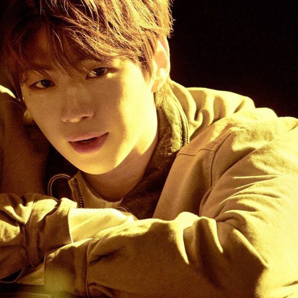 Latest photo of Kang Daniel