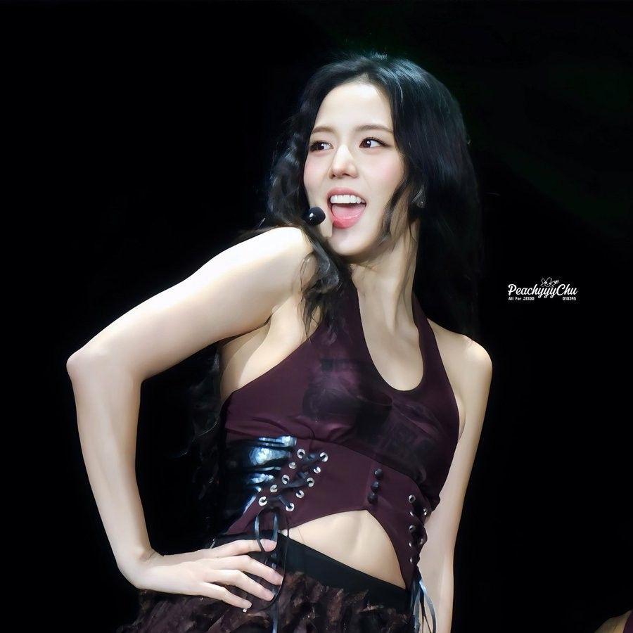 Foto aktivitas terbaru Jisoo (BLACKPINK)