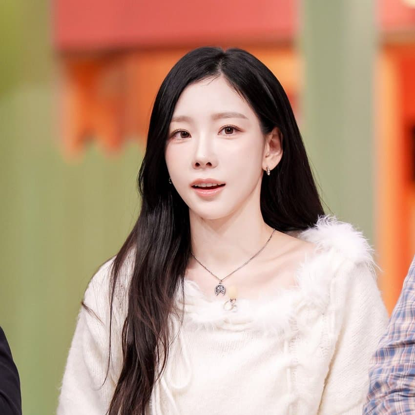 Latest photo of Taeyeon (Girls' Generation)