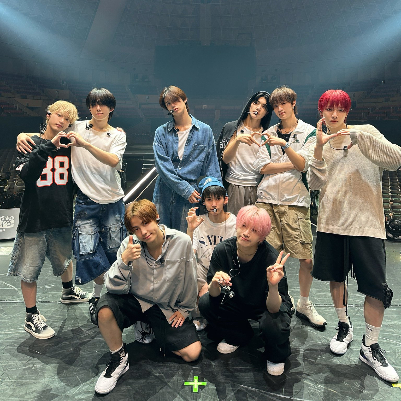 Foto terbaru EJ (&TEAM)