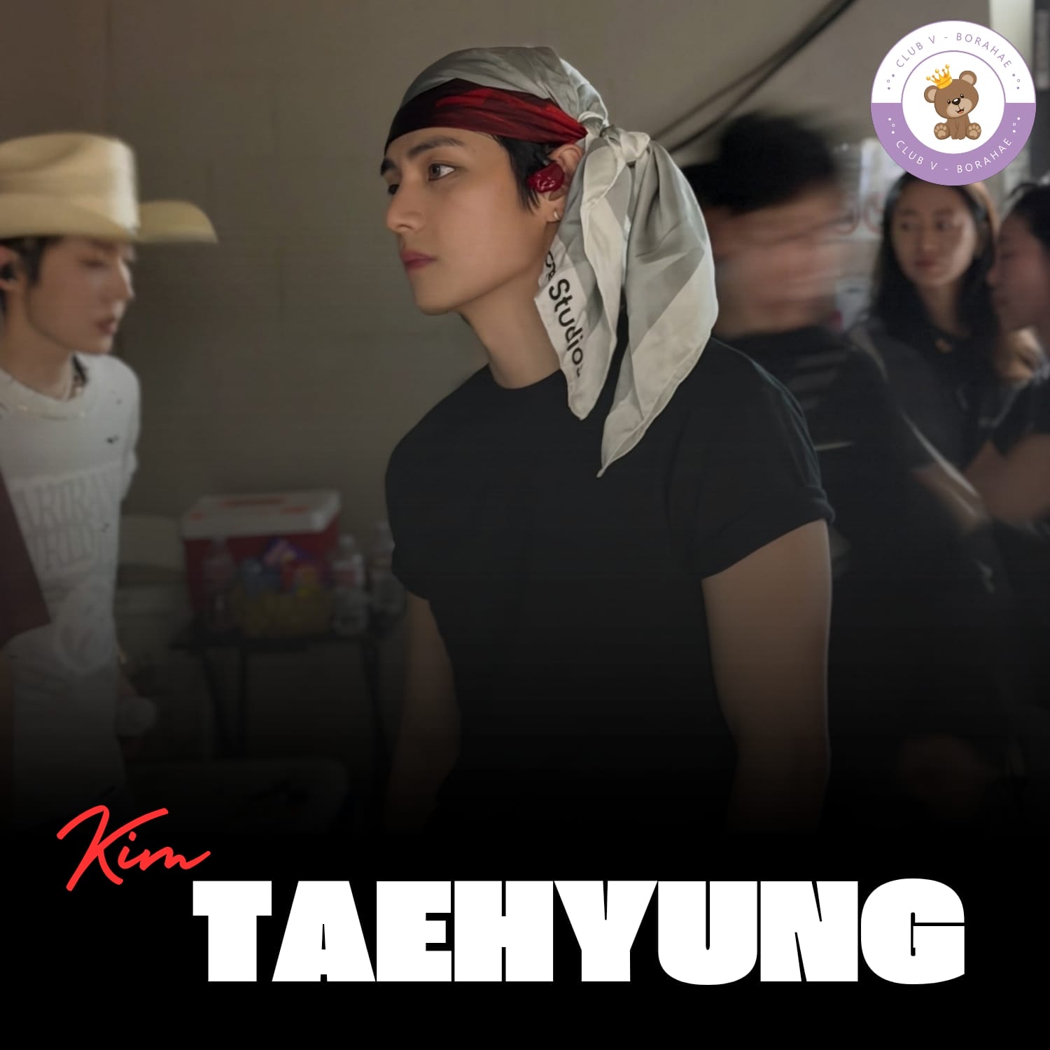 Behind-the-scenes cut of V (BTS)
