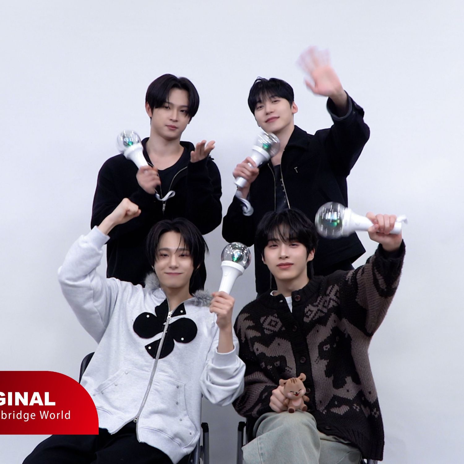 A moment captured by LEE DO (ONEUS)'s fan