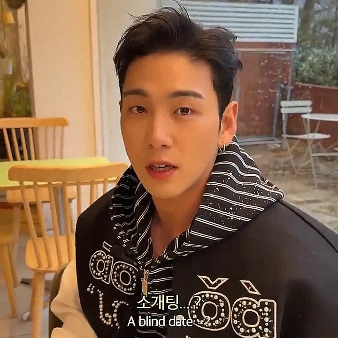 Foto aktivitas terbaru Baekho