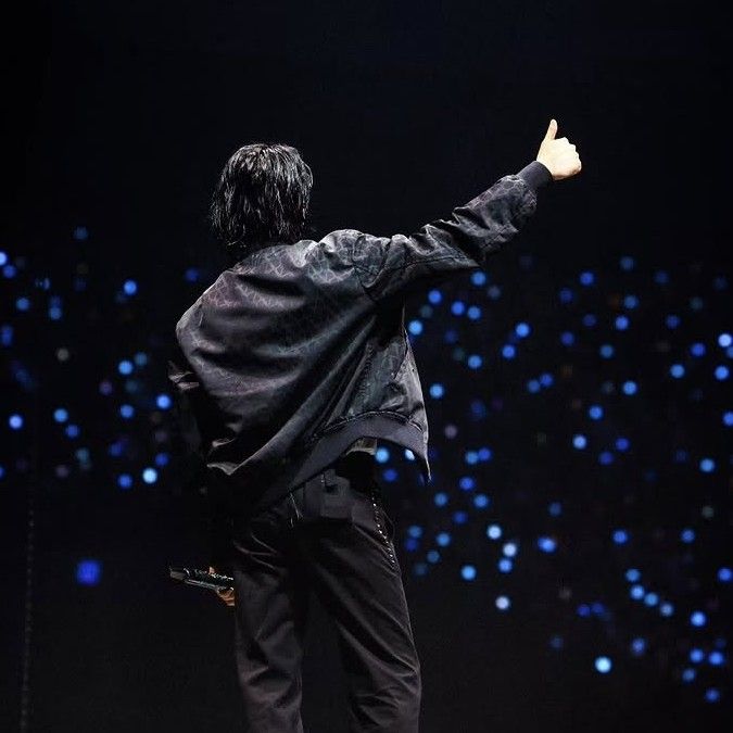 Behind-the-scenes cut of SUGA (BTS)