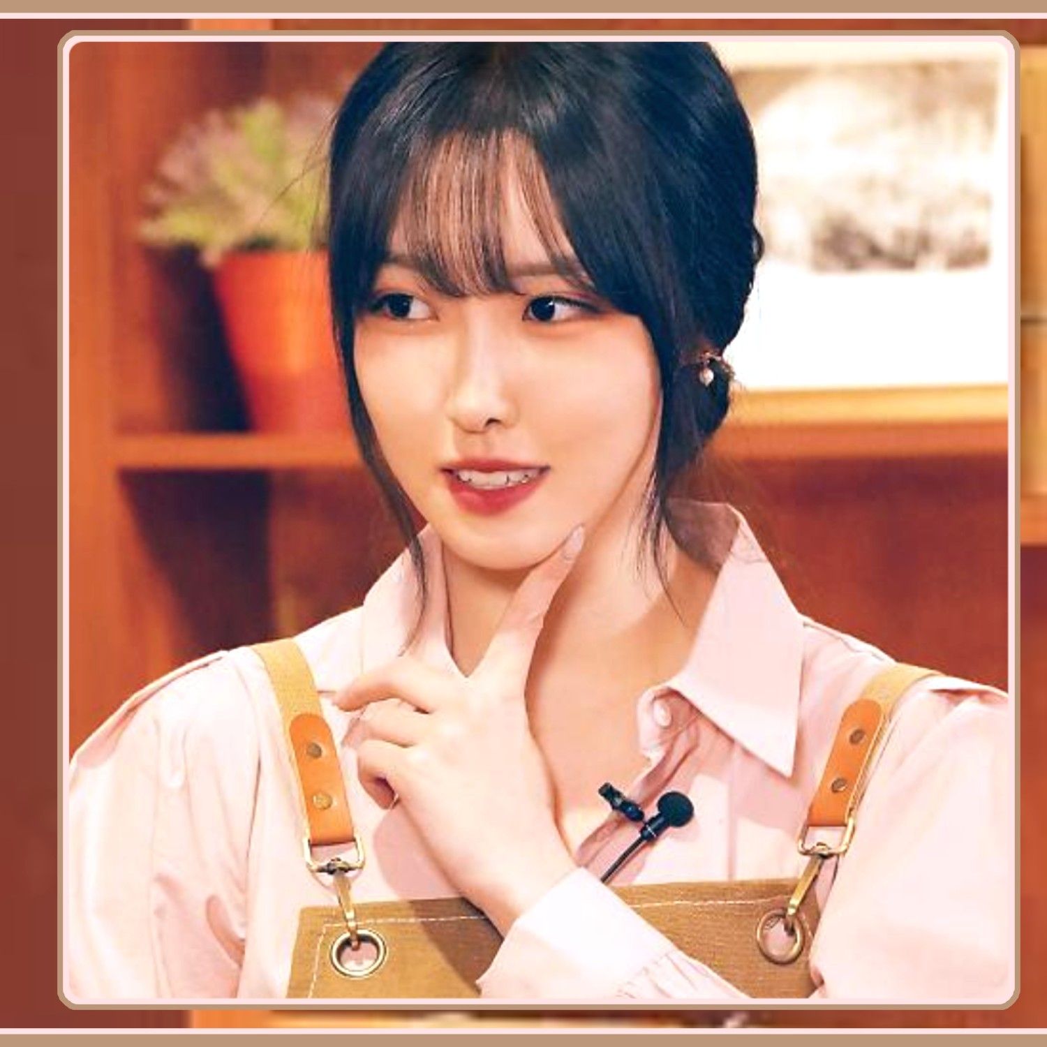 Behind-the-scenes cut of Yuju (GFRIEND)