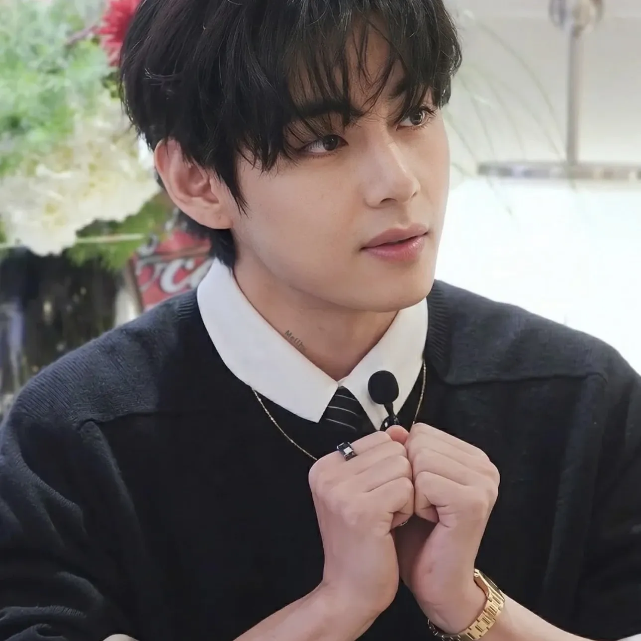 Foto terbaru V (BTS)