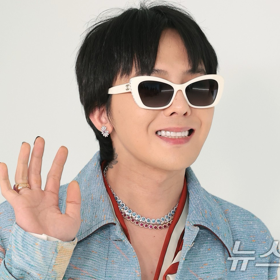 Latest photo of G-DRAGON (BIGBANG)