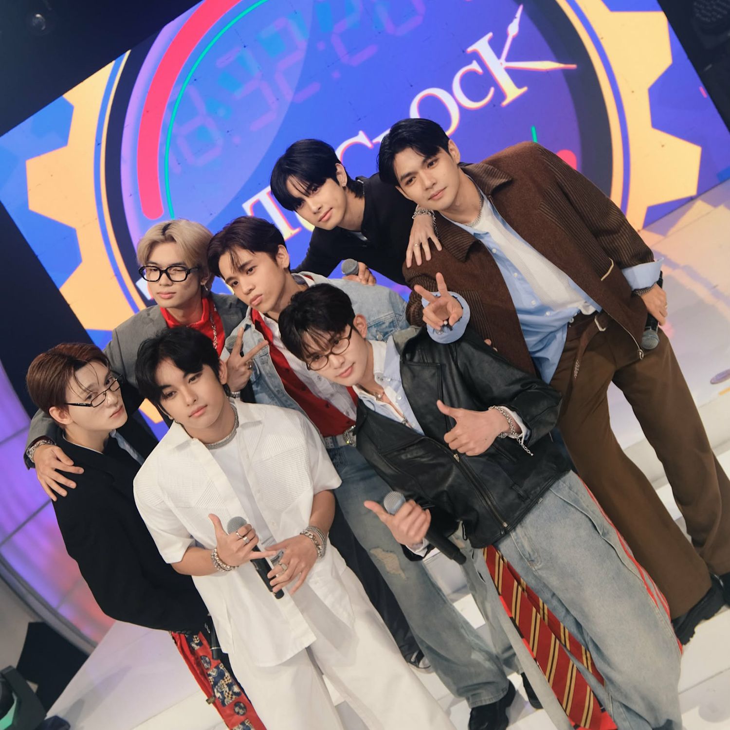 Behind-the-scenes cut of HORI7ON