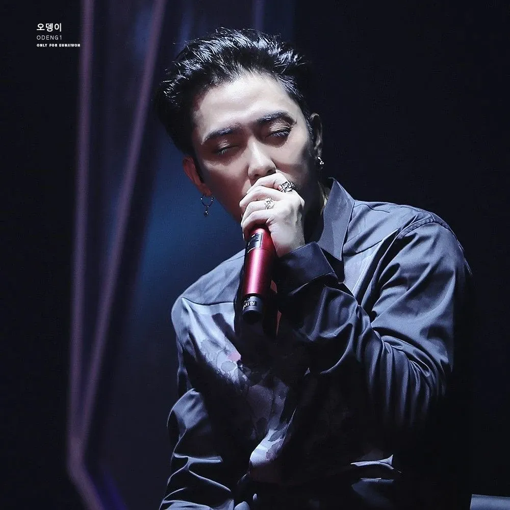 Recent activity shot of Eun Jiwon (SECHSKIES)