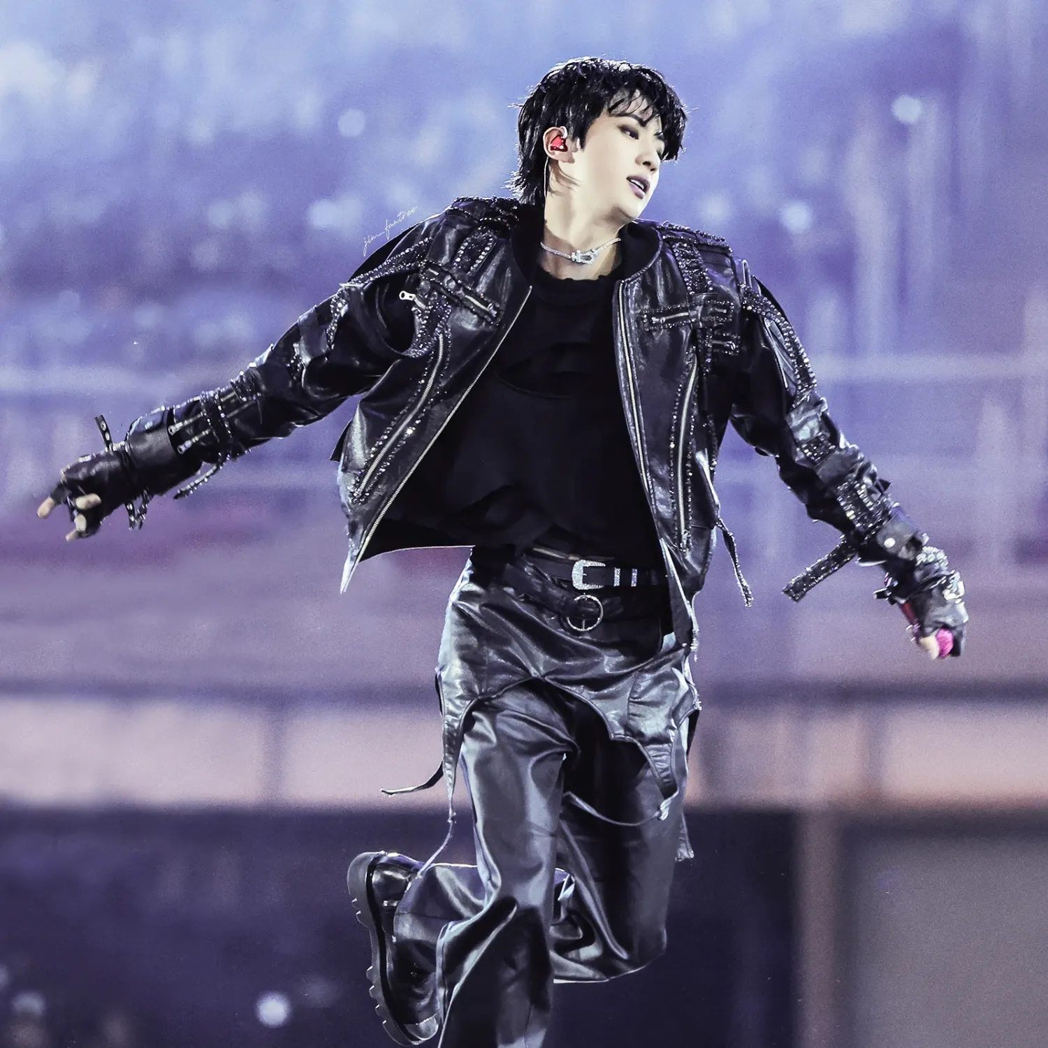 Potret di balik layar Jin (BTS)