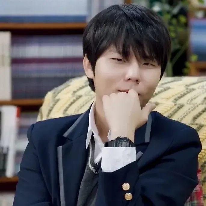 A moment captured by Jung Seunghwan's fan