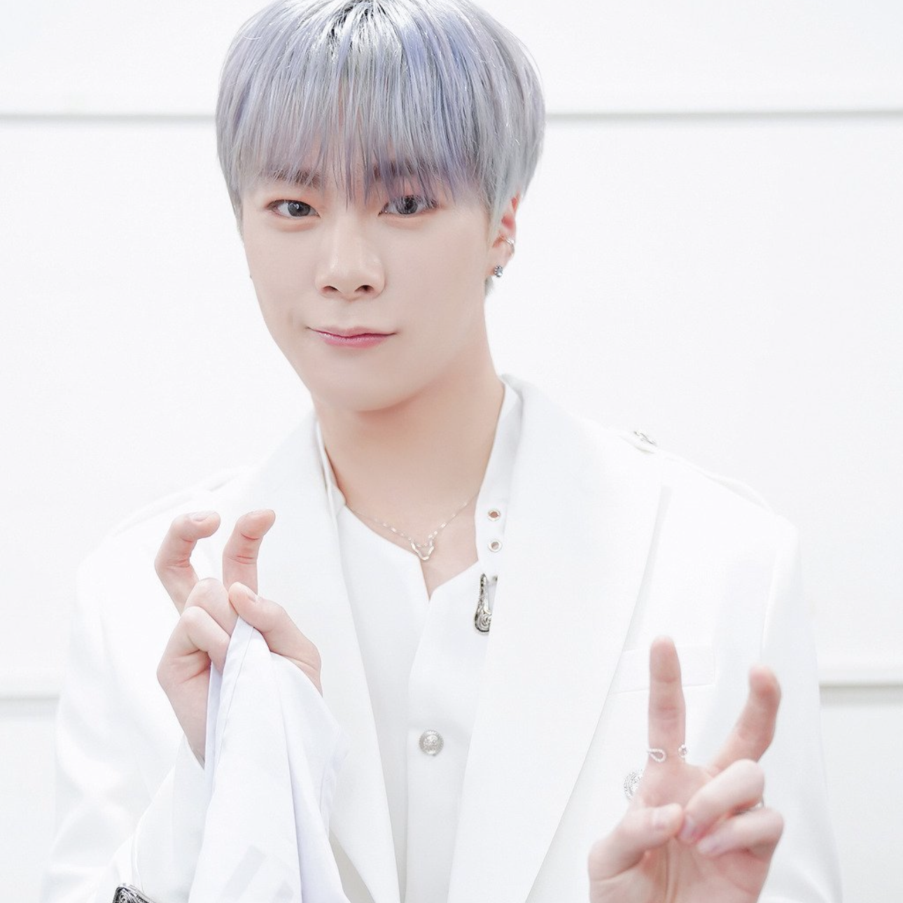 A moment captured by Moonbin (ASTRO)'s fan