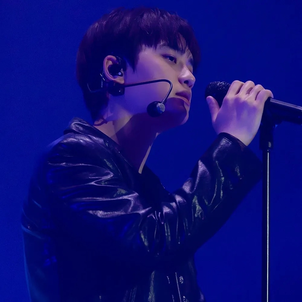 Momen yang diabadikan oleh penggemar D.O. (EXO)