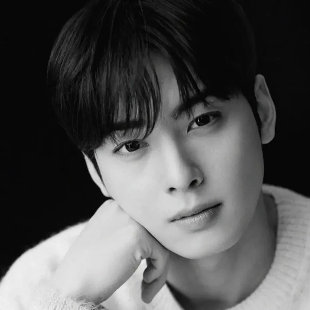 A moment captured by Eunwoo (ASTRO)'s fan