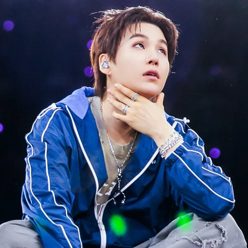 Momen yang diabadikan oleh penggemar BTS