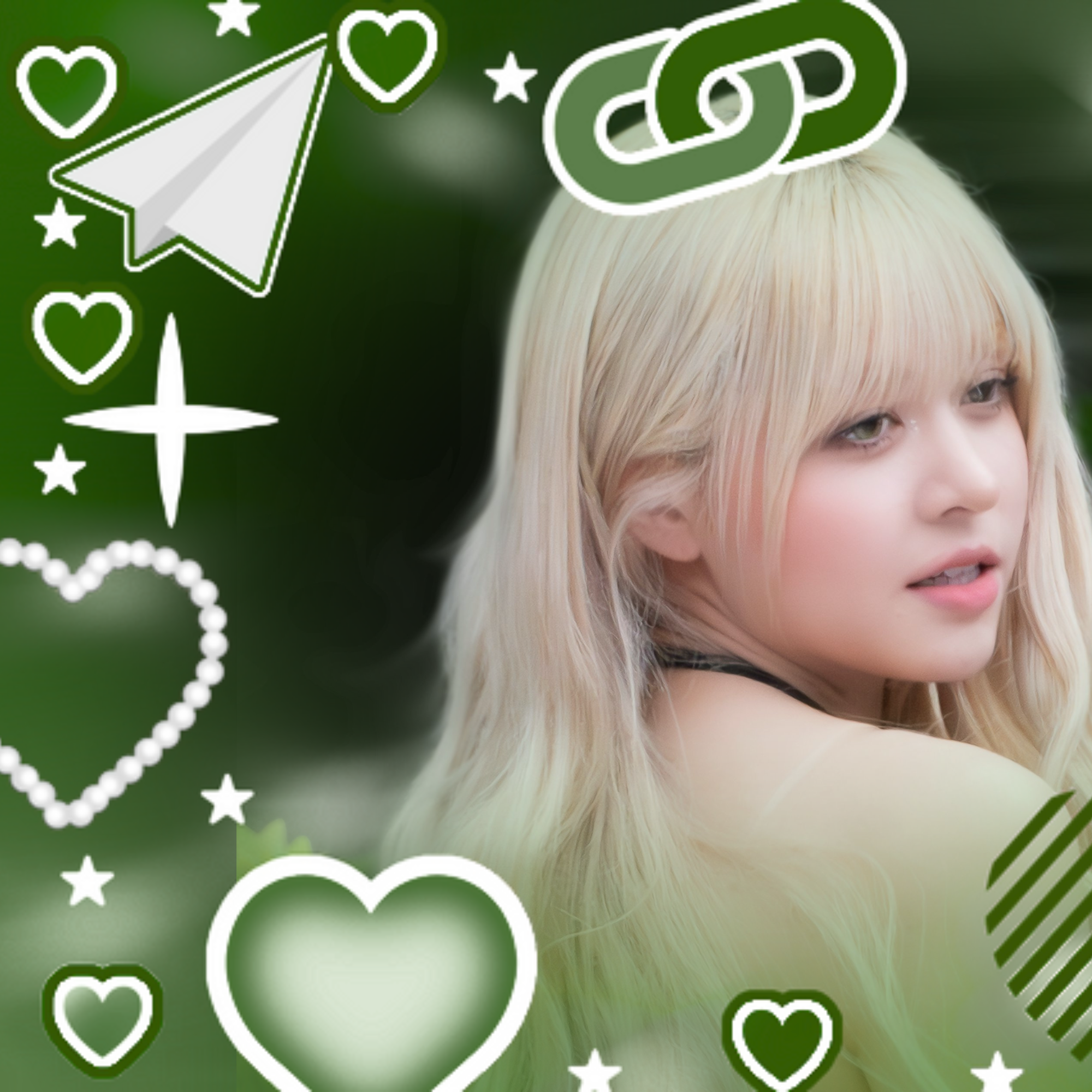 Foto aktivitas terbaru LILY (NMIXX)