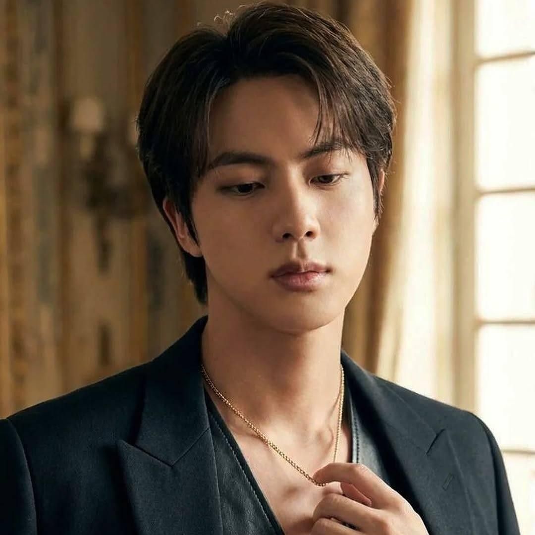 Potret di balik layar Jin (BTS)